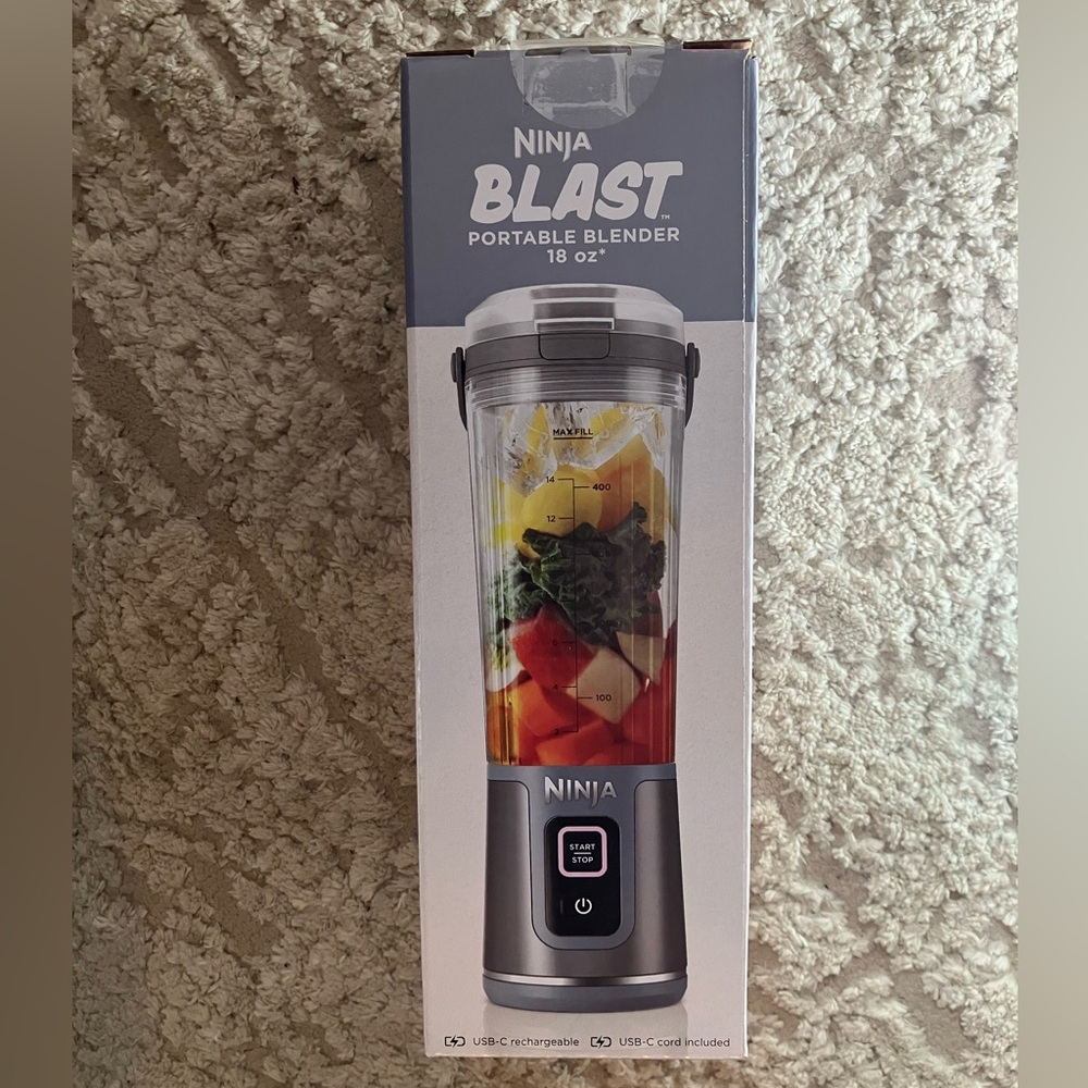Brand New, Ninja Blast Portable Blender in Gray